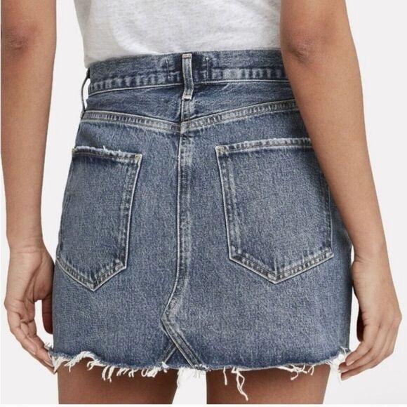 Agolde Quinn High Rise Distressed Denim Mini Skirt Size 27 - Picture 7 of 7